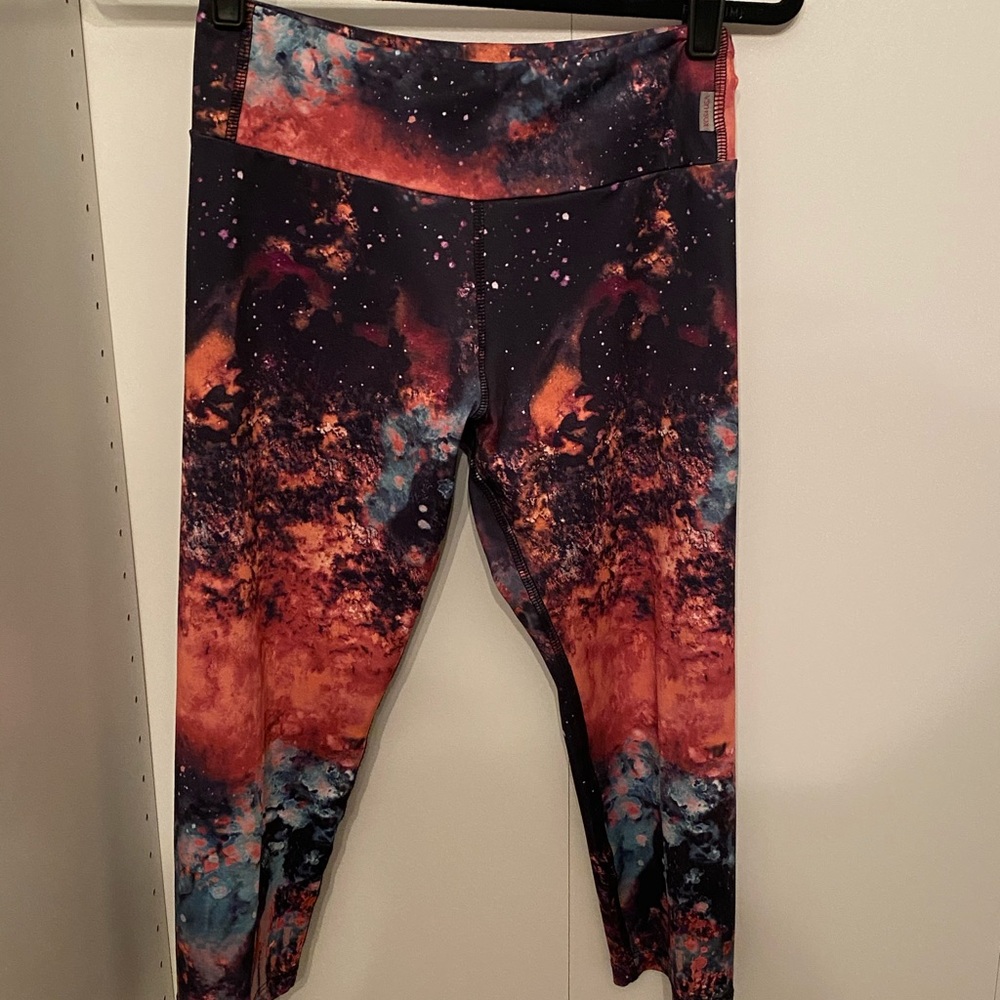 Workout Wear - Picture 2 of 4